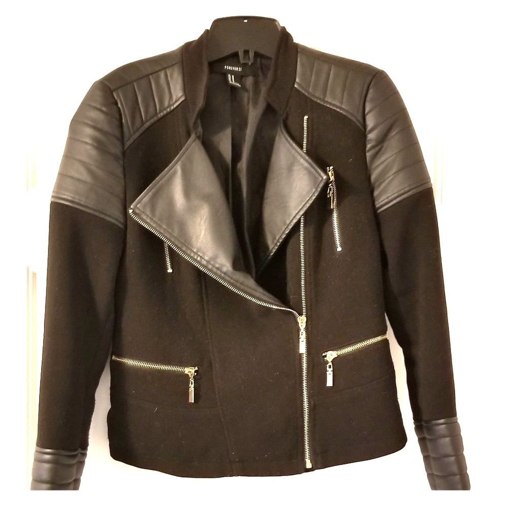 Cute Forever 21 black jacket